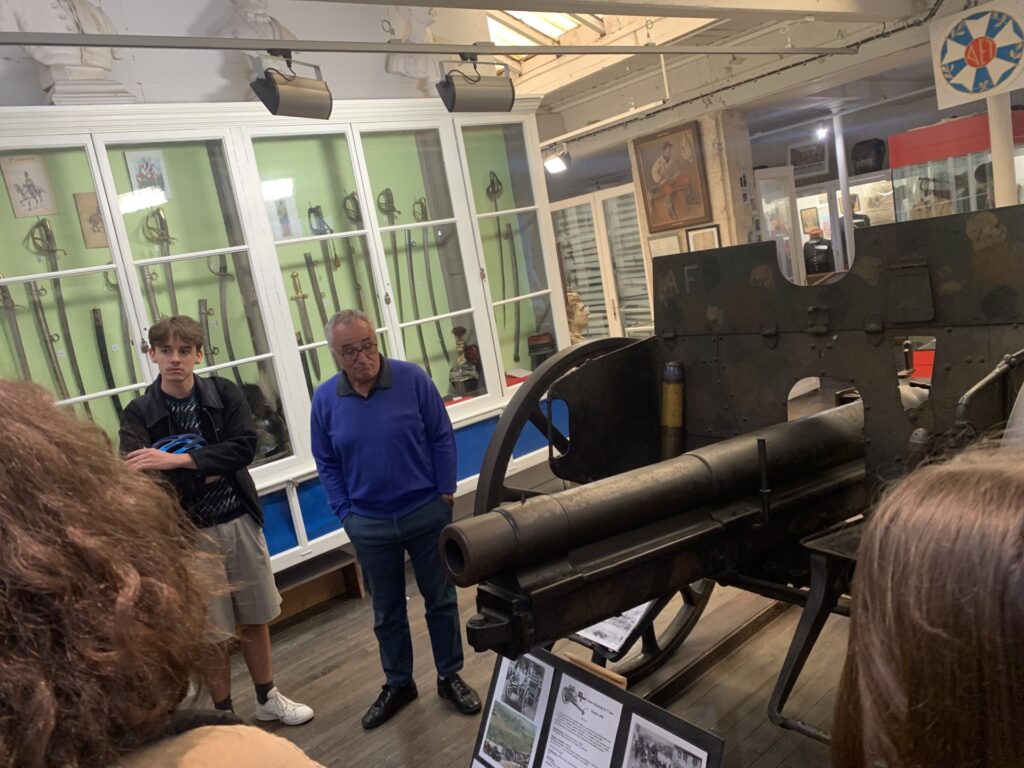 Visite du musée militaire du Périgord par la classe prépa littéraire